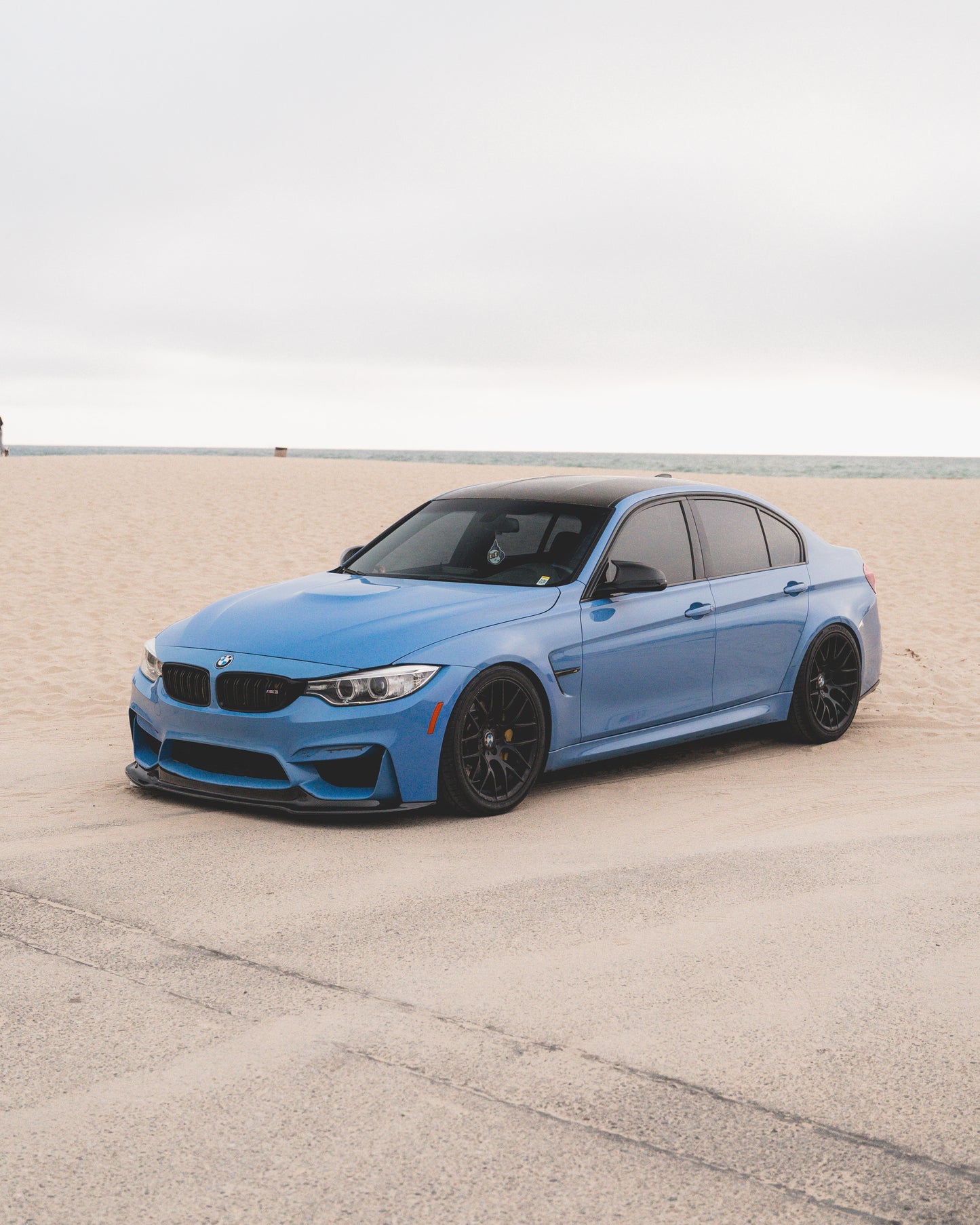 F8X   M3/M4   V   STYLE   CARBON   FIBER   FRONT   LIP